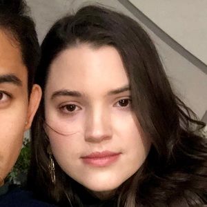 Meet your Posher, Chloe